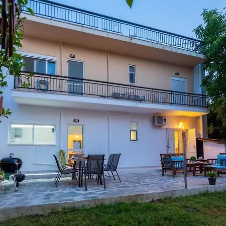 Διαμέρισμα Eden's Garden